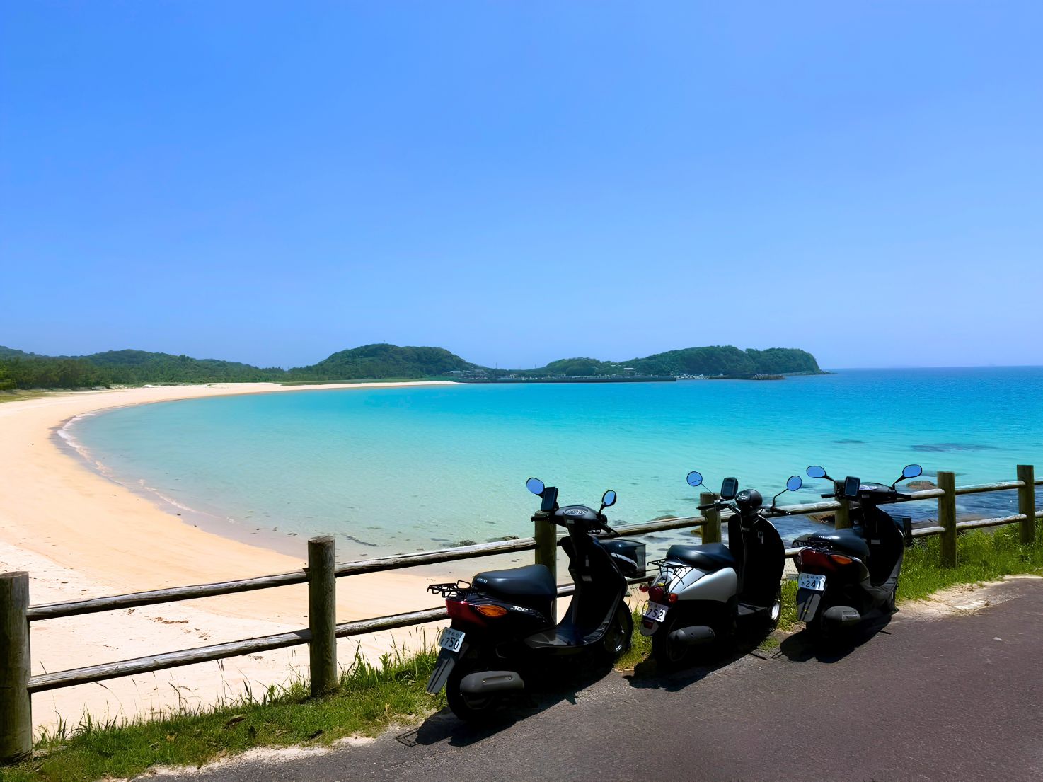 筒城浜の美しい白砂ビーチ